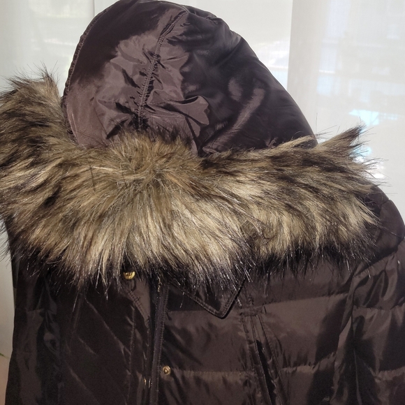 Michael Kors Petite Faux-Fur-Collar Zip Hooded Down Puffer Coat Dark Brown XL - Picture 3 of 6